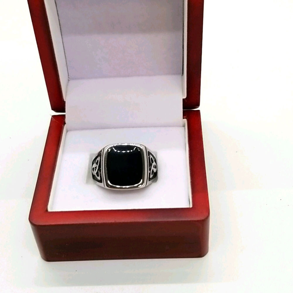 Mans Ring